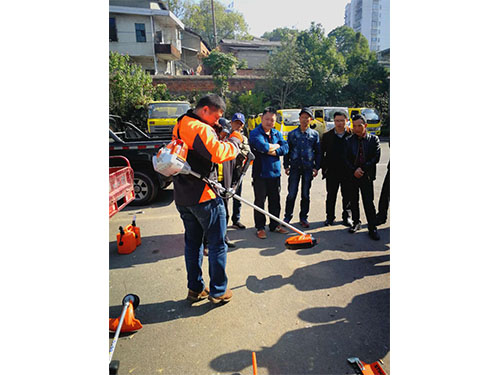 荷塘區(qū)STIHL機械培訓(xùn) (9)
